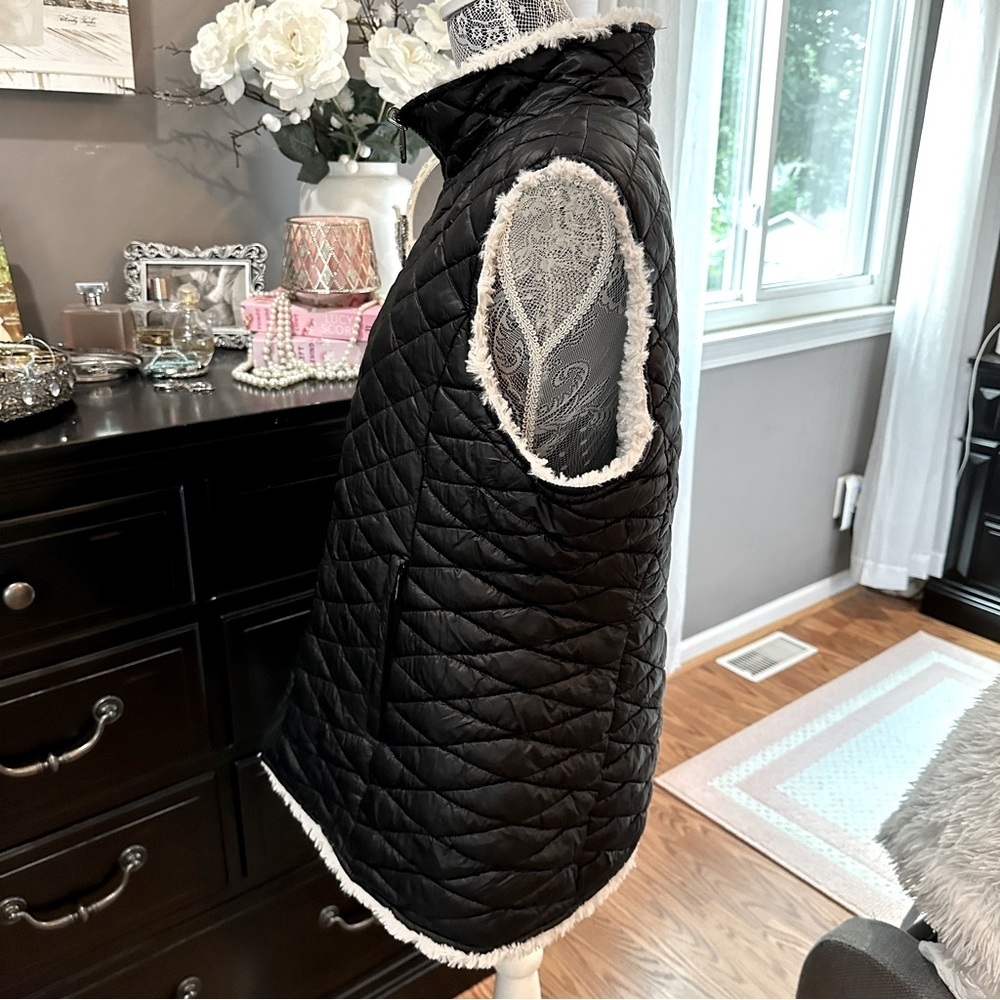 Steve Madden Quilted Puffer Vest Black Faux Sherpa Lined Women’s XL - Picture 8 of 15